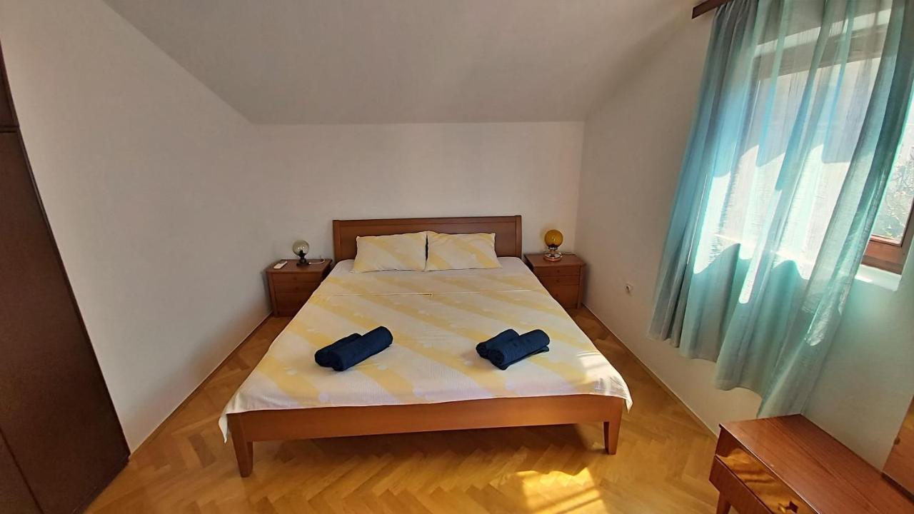Apartment Roscic Омиш Экстерьер фото