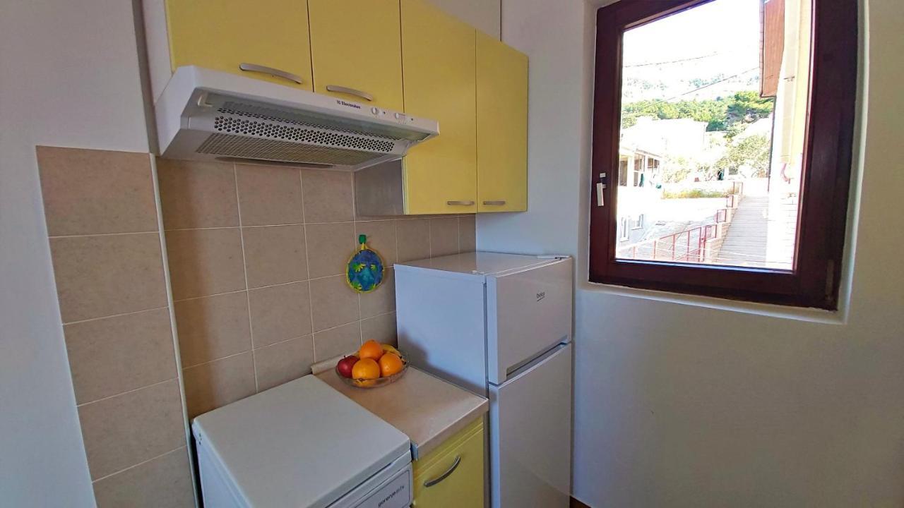 Apartment Roscic Омиш Экстерьер фото