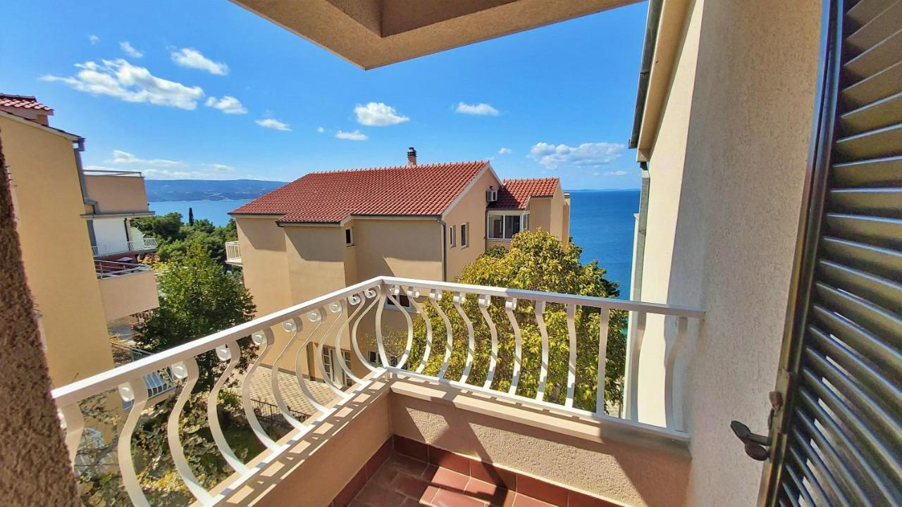 Apartment Roscic Омиш Экстерьер фото